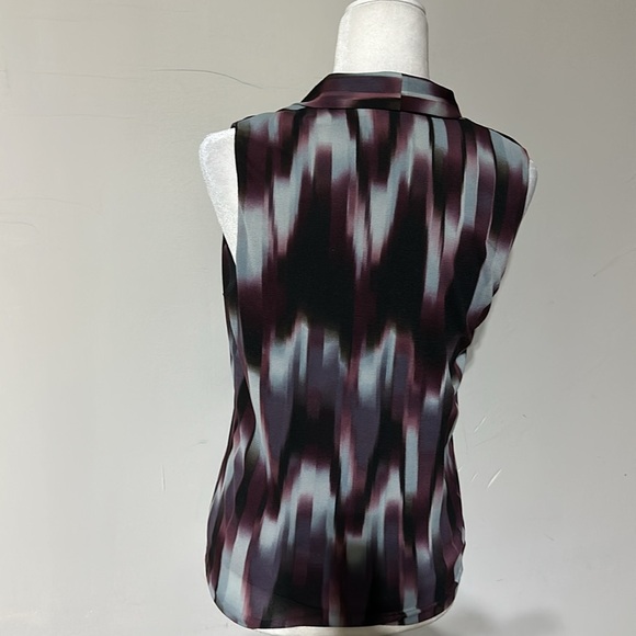 Jones New York Sleeveless Blouse – Purple Ombre Abstract Print – Size M - Picture 2 of 9